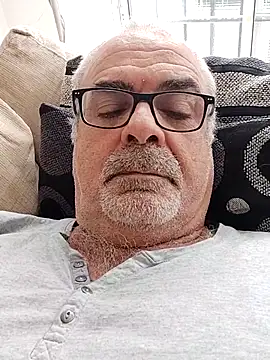 Satiro Sevilla online show from 03/09/25, 01:48