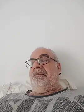 Satiro Sevilla online show from 02/22/26, 05:11