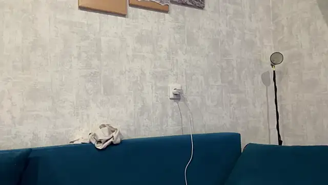 Snapshot of norakisses chatting on 12/29/24, 12:55 norakisses online show from 12/29/24, 12:55