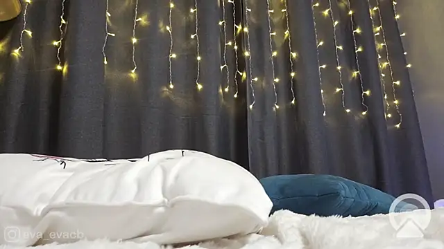 Snapshot of norakisses chatting on 02/08/25, 08:21 norakisses online show from 02/08/25, 08:21