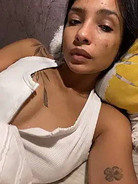 Snapshot of AnnitaSerna_ chatting on 10/03/25, 06:21 AnnitaSerna  online show from 10/03/25, 06:21