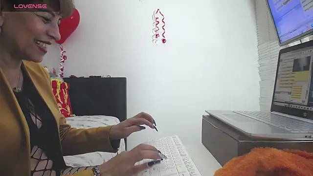 Angelina Stone 65 online show from 02/14/25, 12:19