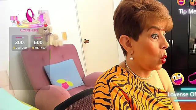 Angelina Stone 65 online show from 09/23/25, 01:47