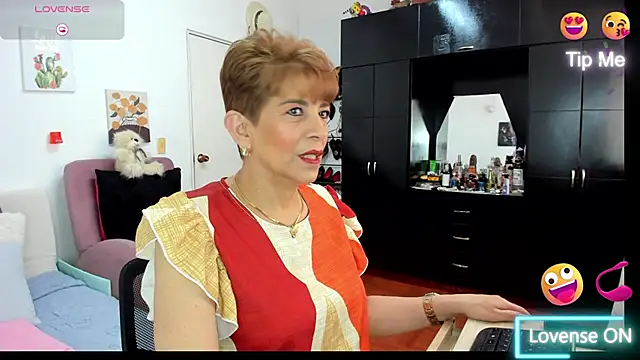 Angelina Stone 65 online show from 12/16/25, 04:23