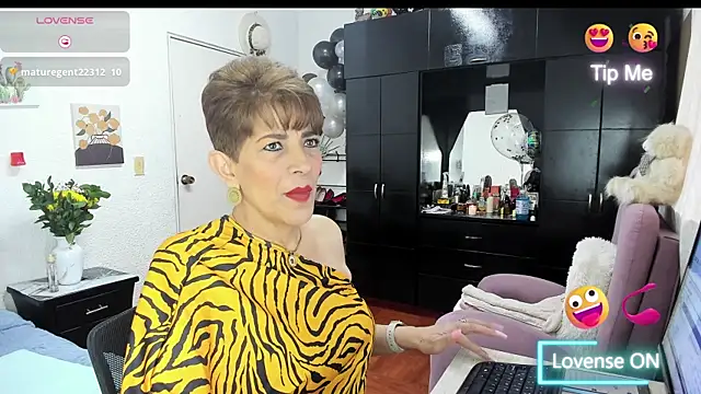 Angelina Stone 65 online show from 01/06/26, 09:50