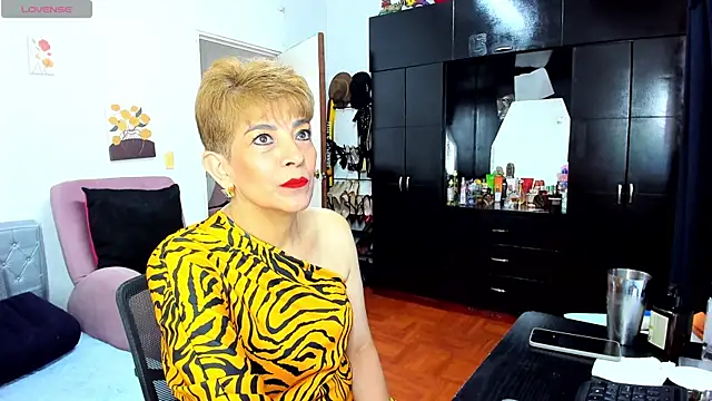 Angelina Stone 65 online show from 04/21/26, 09:39