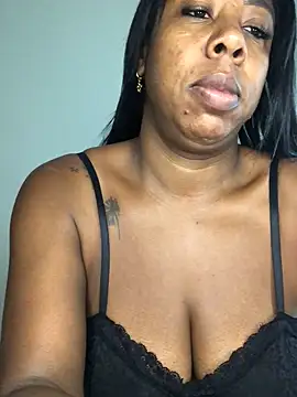 IsabellaaSmith online show from 01/21/25, 12:18