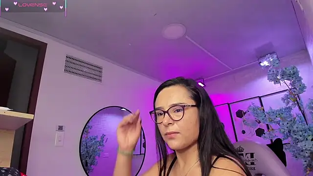 Tiara rr online show from 01/14/26, 03:12