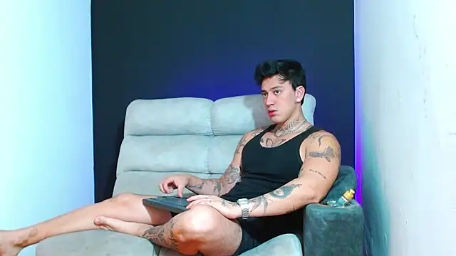 JUSTIN FULLER1 online show from 02/05/26, 06:12