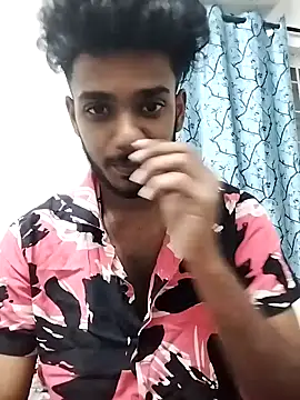 Snapshot of PRASADREDDY_HYD chatting on 12/28/24, 06:40 PRASADREDDY HYD online show from 12/28/24, 06:40