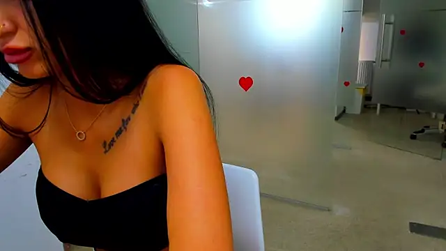 Snapshot of Queenrafaella chatting on 07/28/26, 09:15 Queenrafaella online show from 07/28/26, 09:15