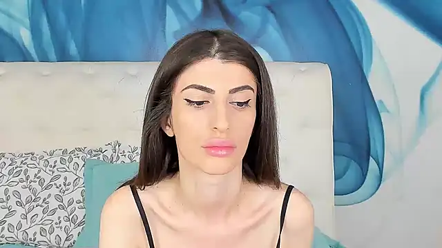 SkinnyDolly online show from 10/26/25, 03:01