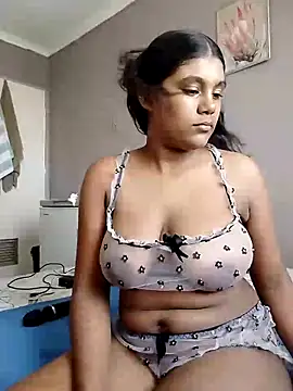 Lilmisskay18 online show from 02/10/26, 12:09