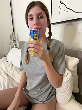 emma05 online show from 03/11/26, 07:20