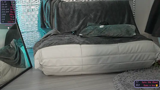 sylvie fey online show from 03/17/26, 02:27