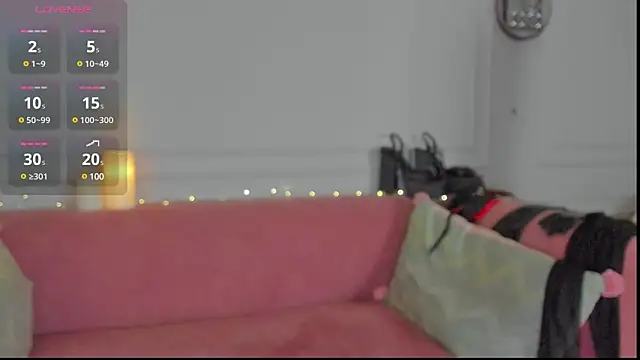 Snapshot of KellyFouler chatting on 01/26/25, 02:30 KellyFouler online show from 01/26/25, 02:30