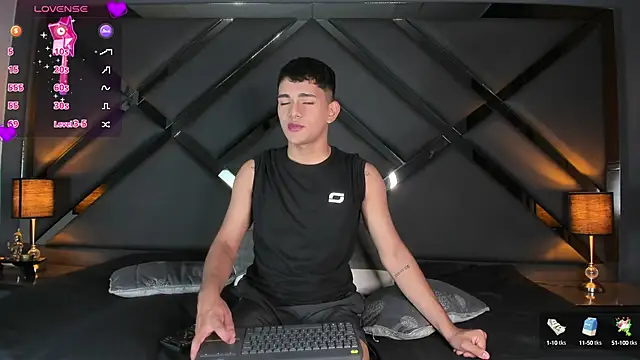 ander deimond  online show from 12/10/24, 01:11