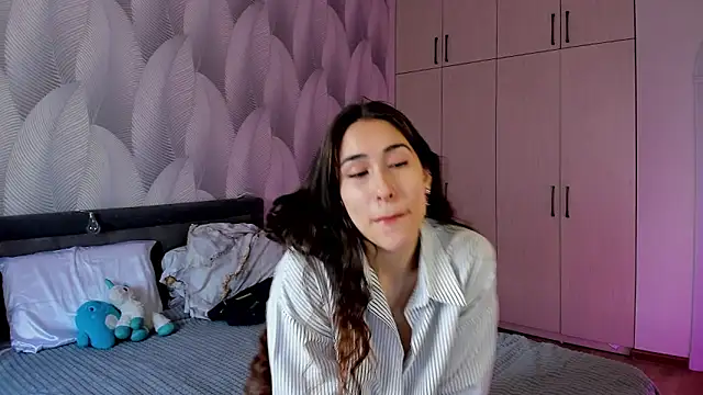 Bambiii bby online show from 12/22/24, 06:06