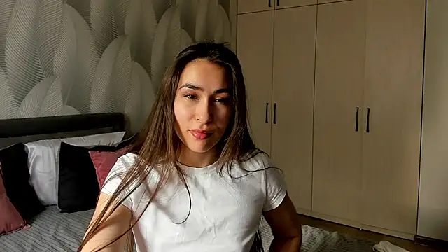 Bambiii bby online show from 04/20/26, 02:14