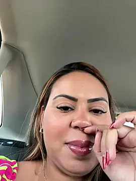 lariic online show from 03/27/26, 01:11