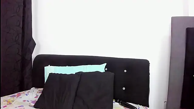 skaysanchez1 online show from 03/11/25, 04:18