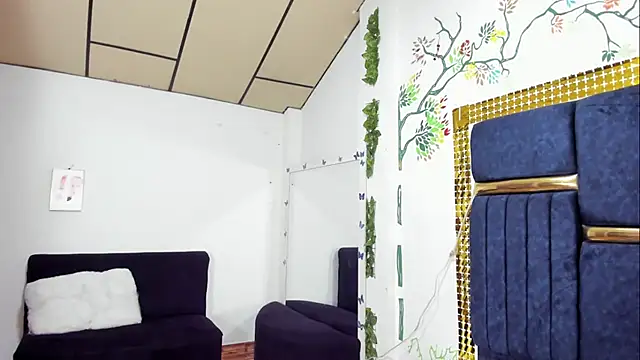 skaysanchez1 online show from 10/04/25, 07:34