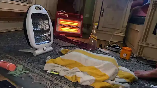 emylolo9 online show from 01/04/25, 07:34