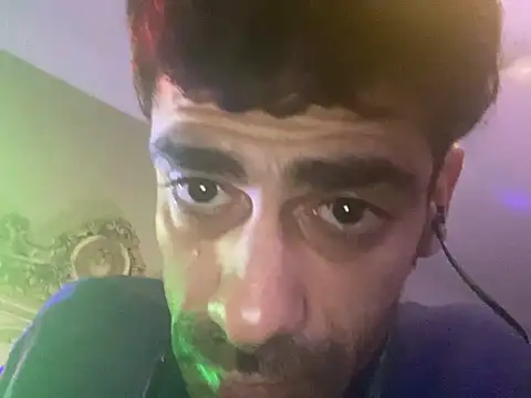 emylolo9 online show from 02/08/25, 01:11