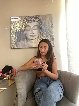 Snapshot of im_lorein chatting on 01/21/25, 08:00 im lorein online show from 01/21/25, 08:00