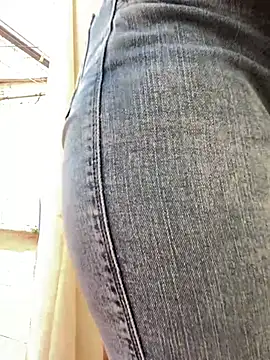 Snapshot of im_lorein chatting on 02/08/25, 04:57 im lorein online show from 02/08/25, 04:57