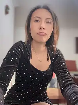 Snapshot of im_lorein chatting on 02/10/25, 02:05 im lorein online show from 02/10/25, 02:05