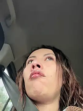 Snapshot of im_lorein chatting on 03/06/25, 11:47 im lorein online show from 03/06/25, 11:47