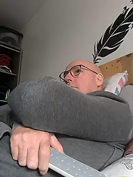 bogland33 online show from 11/10/25, 10:47