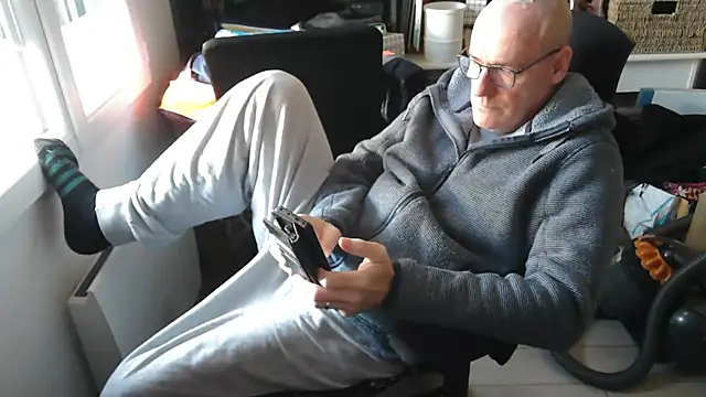 bogland33 online show from 02/23/26, 01:08