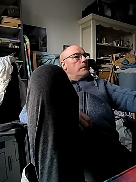 bogland33 online show from 03/28/26, 10:04