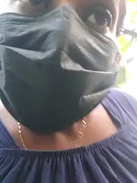 Snapshot of kumaricapalsex2 chatting on 02/22/25, 12:08 kumaricapalsex2 online show from 02/22/25, 12:08