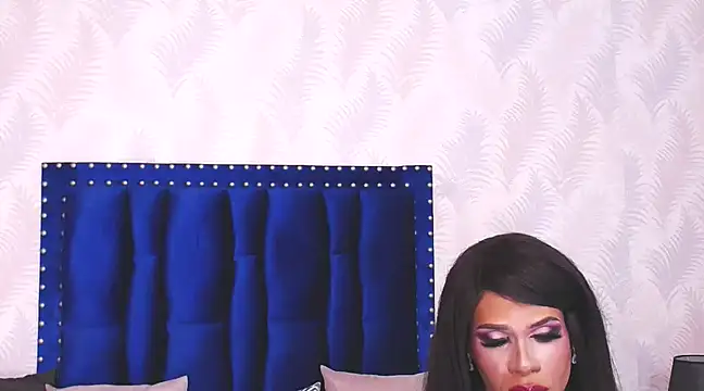 Snapshot of AddictivextS chatting on 02/16/25, 11:37 AddictivextS online show from 02/16/25, 11:37