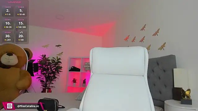 miss catalinaa online show from 07/09/26, 12:42