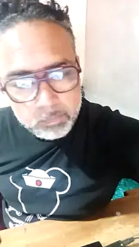 sthefania1710 online show from 04/03/26, 01:53