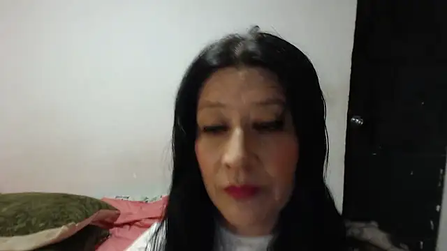 carolina linarez69 online show from 03/08/26, 02:04