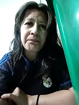 carolina linarez69 online show from 05/15/26, 10:50