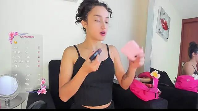 its  angelica  online show from 11/03/25, 06:31