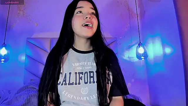 AuroraFiore online show from 02/22/25, 07:58