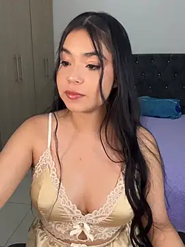 Snapshot of AuroraFiore chatting on 05/26/26, 03:13 AuroraFiore online show from 05/26/26, 03:13