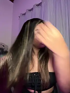 Snapshot of tuckersabrina chatting on 02/19/25, 11:36 tuckersabrina online show from 02/19/25, 11:36