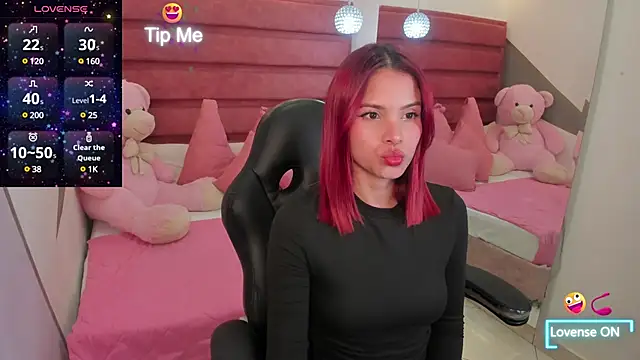 anna  duff online show from 12/21/24, 03:25