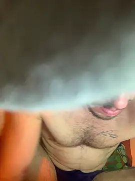 Snapshot of Mieto_ chatting on 04/15/26, 11:38 Mieto online show from 04/15/26, 11:38