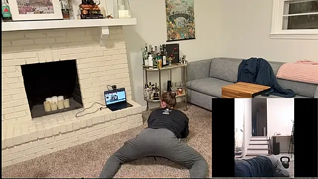 Snapshot of DaddydayDrinkzz chatting on 12/02/24, 07:03 DaddydayDrinkzz online show from 12/02/24, 07:03