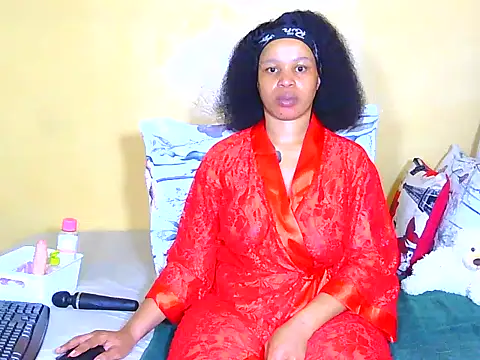 Down to earth girl online show from 03/17/26, 07:39