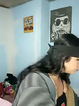 Elvishcassie  online show from 02/08/25, 12:38